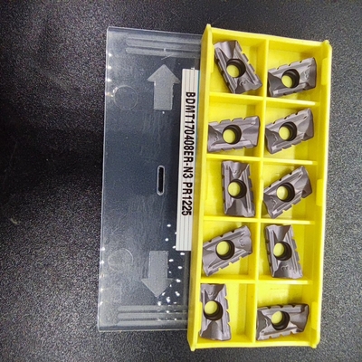 DCMT070204 Carbide Cutting Inserts Turning Tool Holder For BDMT170408ER-N3 PR1225